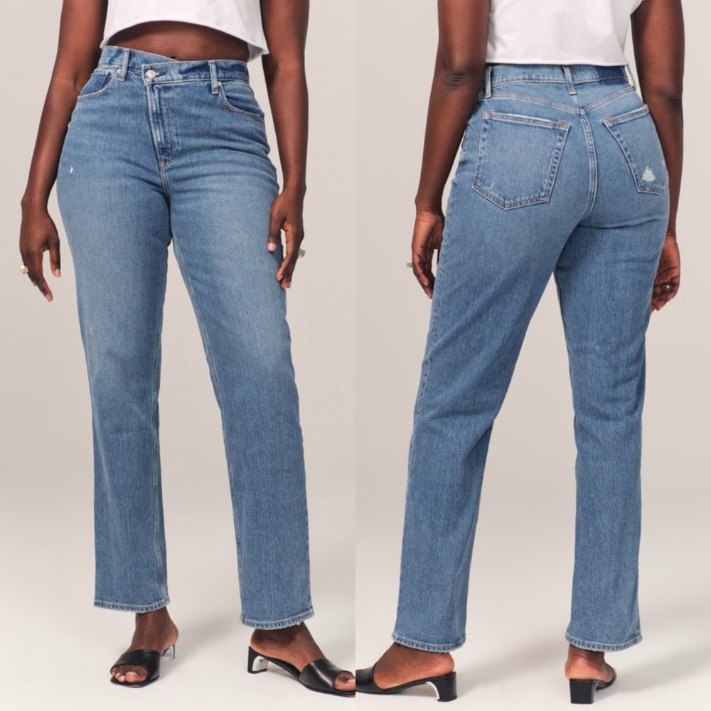 NWT Abercrombie & Fitch The 90s Straight Leg Ultra High Rise Jeans Curve Love